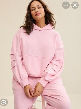Aerie Jetsetter Hoodie in Club Pink